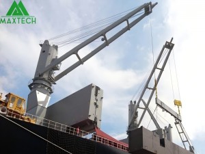 Marine Crane with Container Spreader for Bulk Vessel Operations