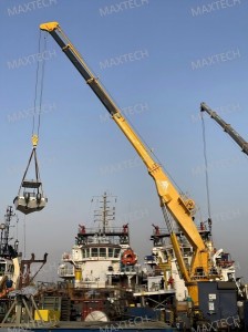 BV Class API-2C Offshore 3T@39M  TelescopicBoom Crane