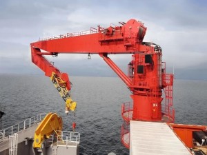 Reliable & Efficient Crane Solutions for Bulk Carrier Operations