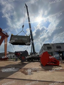 container spreader inspecting2