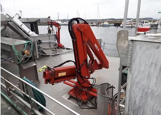 Marine Folding Boom Cranes: Versatile Powerhouses for Maritime Operations