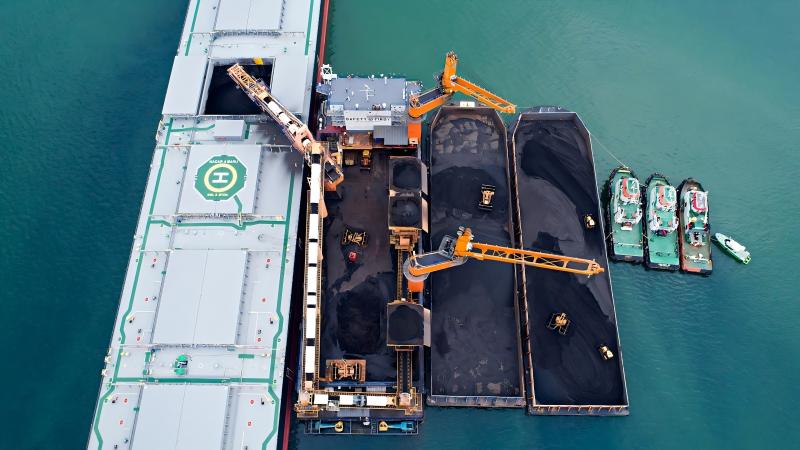 port feeder barge
